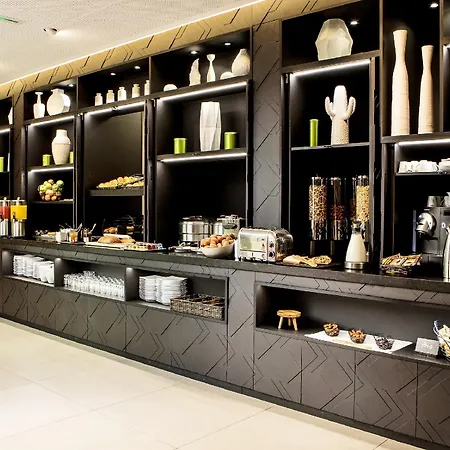 Mercure 17 Batignolles Parigi
