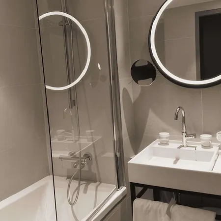 Hotel Mercure 17 Batignolles Paris