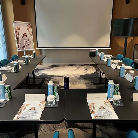 Mercure 17 Batignolles Hotel