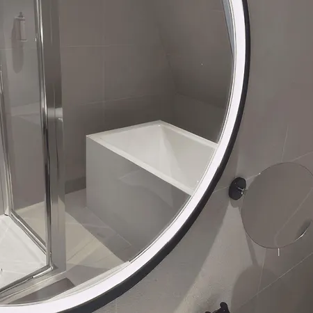 Mercure 17 Batignolles Hotel