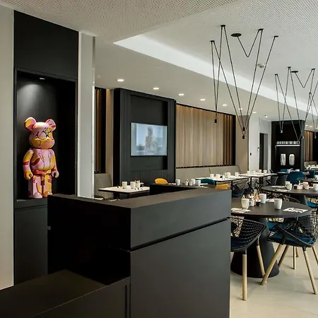 Mercure 17 Batignolles 4* Paris