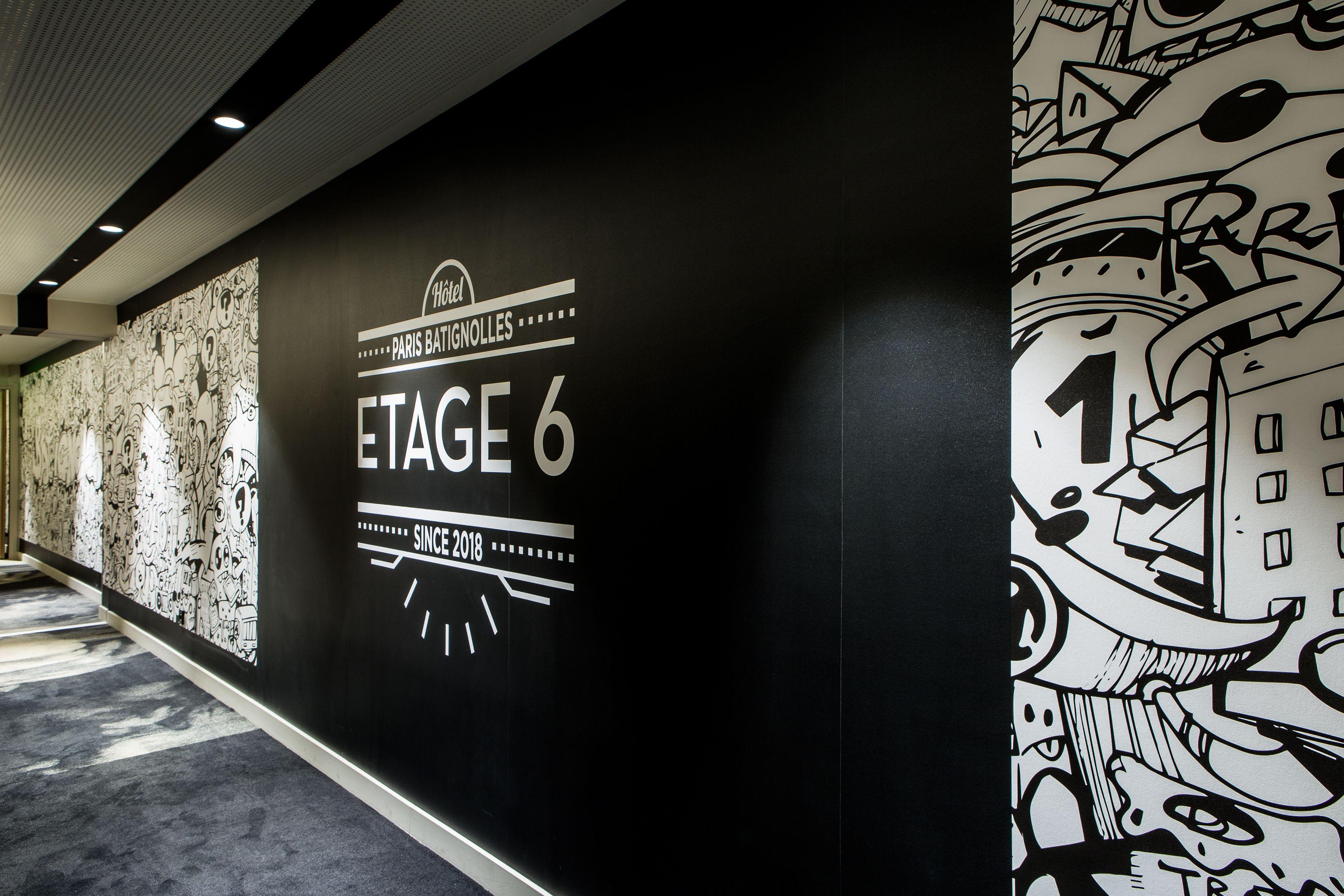 Hotel Mercure 17 Batignolles 4*