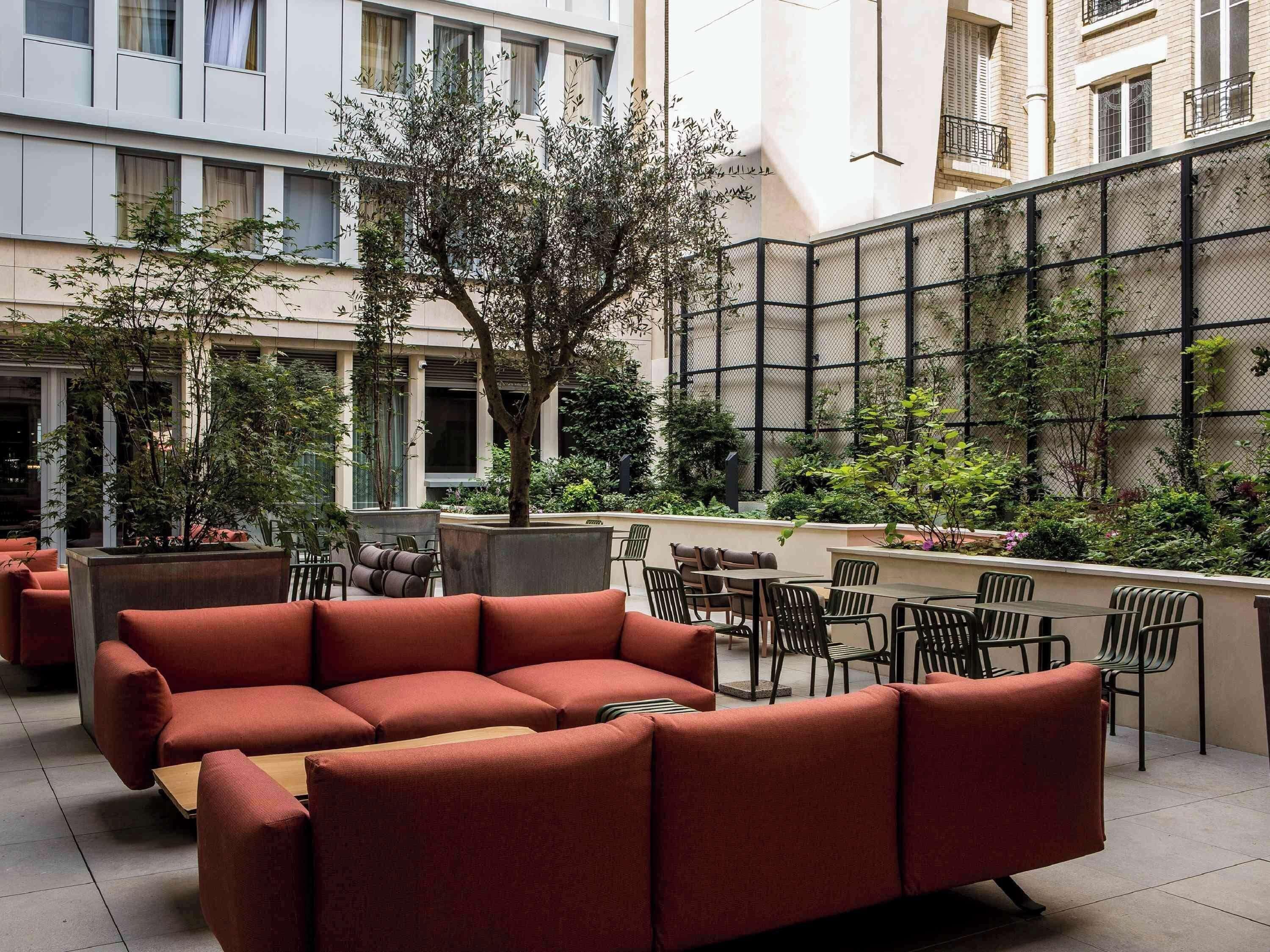 Mercure 17 Batignolles Hotel 4*