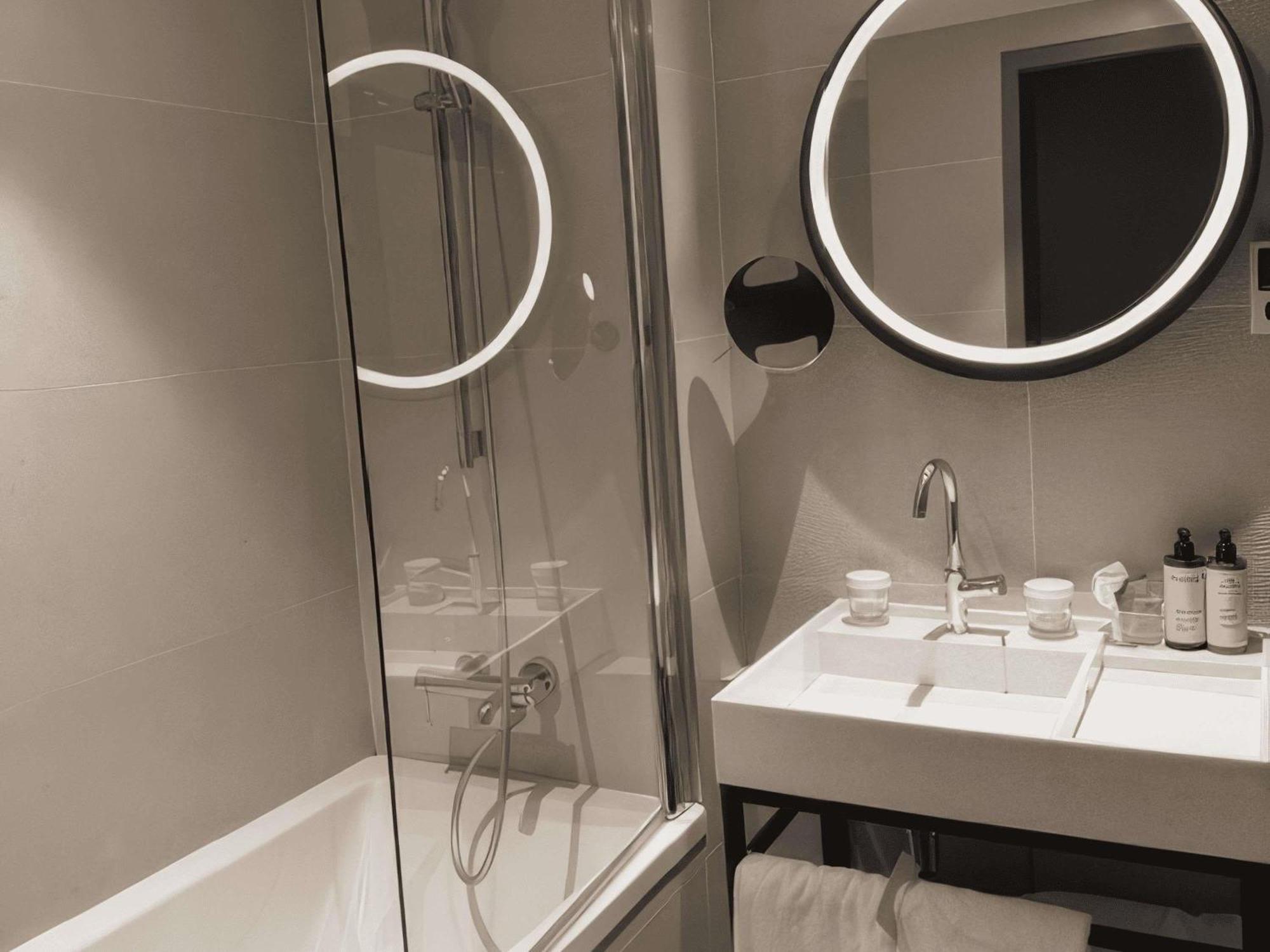 Hotel Mercure 17 Batignolles Parigi