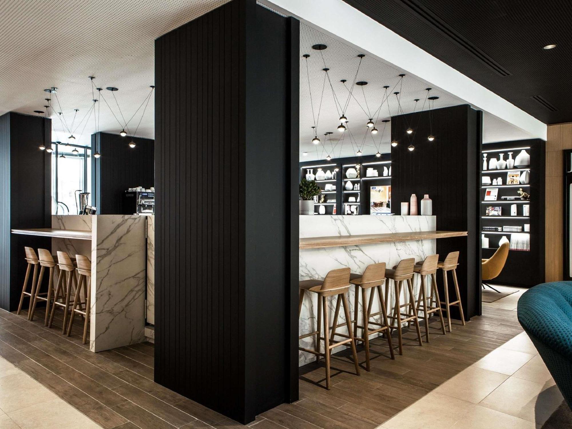 Mercure 17 Batignolles 4* Parigi