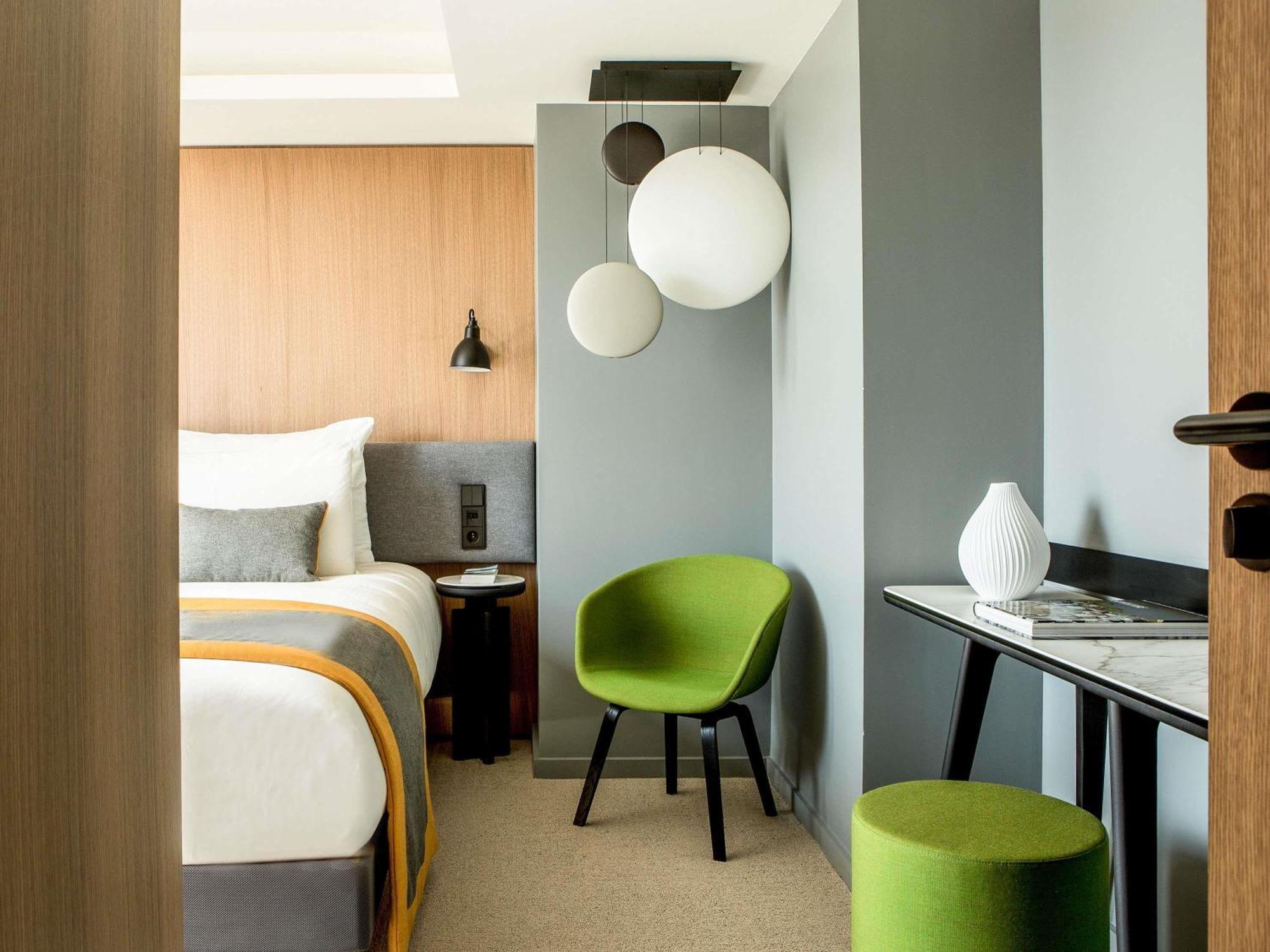 Mercure 17 Batignolles Parigi